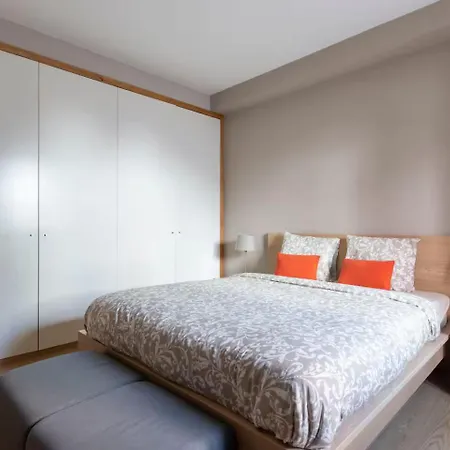 Tower Of Belem Premium A, B & C דירה