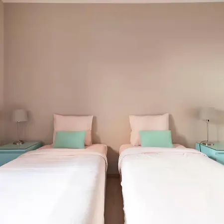 דירה Tower Of Belem Premium A, B & C ליסבון