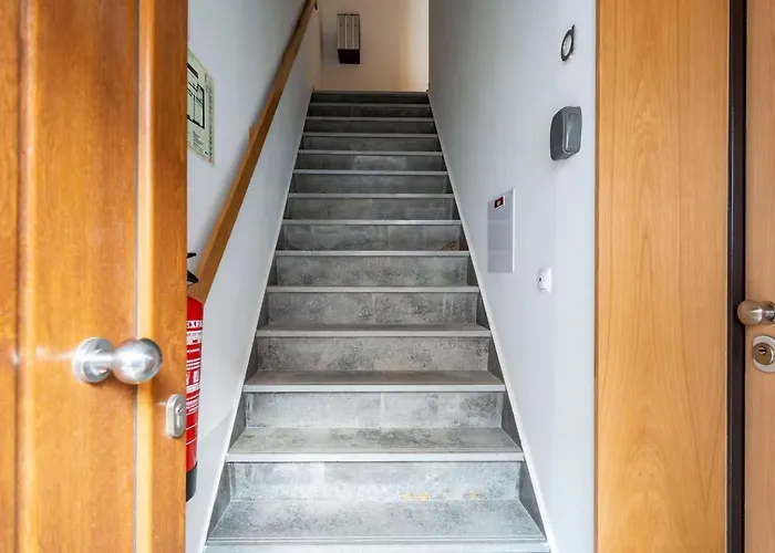 아파트 Tower Of Belem Premium A, B & C 리스본