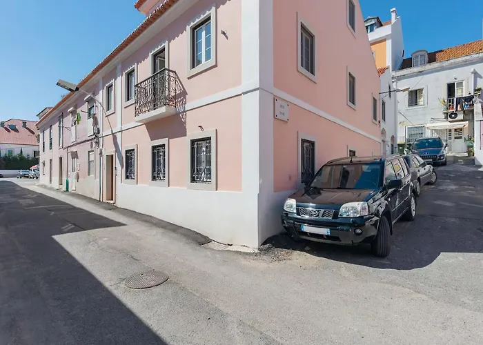 Tower Of Belem Premium A, B & C 아파트 *