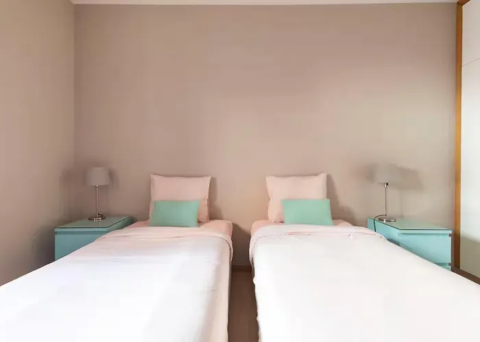 아파트 Tower Of Belem Premium A, B & C 리스본